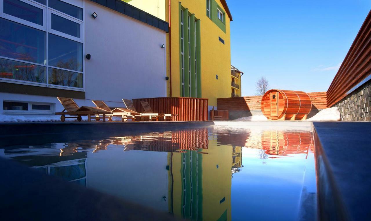 Hotel Lesana Stara Lesna Exterior photo